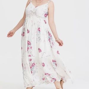 Torrid Ivory Floral Challis Maxi Dress